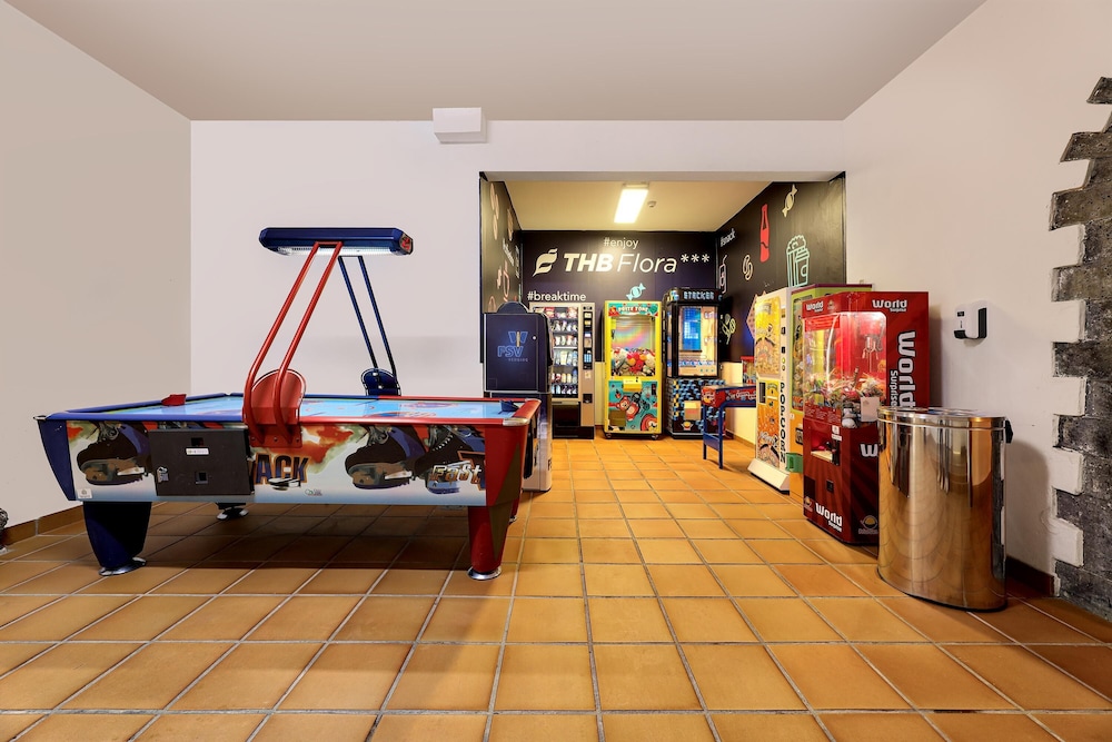 THB Flora Aparthotel — Attractions for children in Puerto del Carmen, Canary Islands