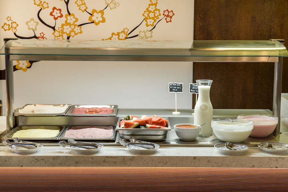 Hotel Florencio — Restaurant & bars in San Antonio, Balearic Islands