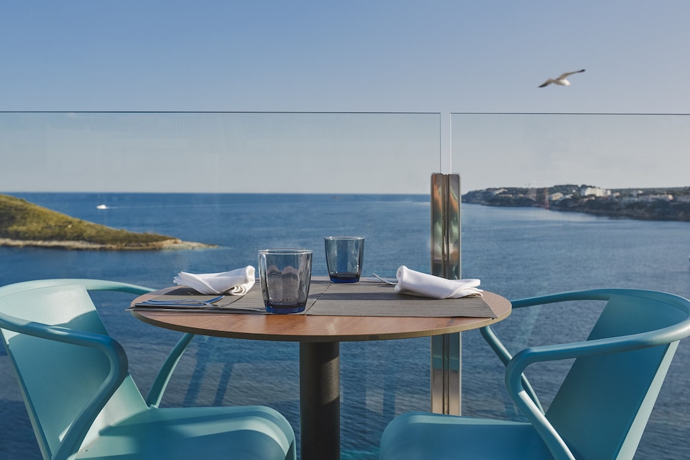 Hotel Florida Magaluf - Adults Only — Restaurant & bars in Magaluf, Balearic Islands