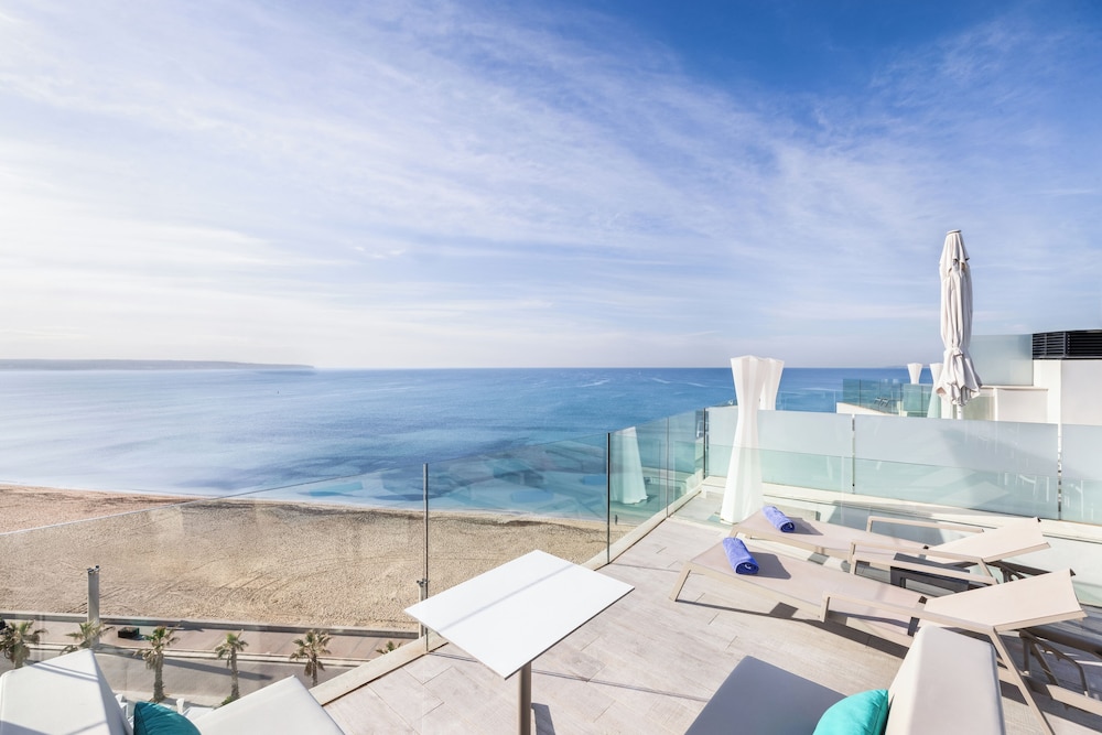 Aparthotel Fontanellas Playa — Beach in Playa de Palma, Balearic Islands