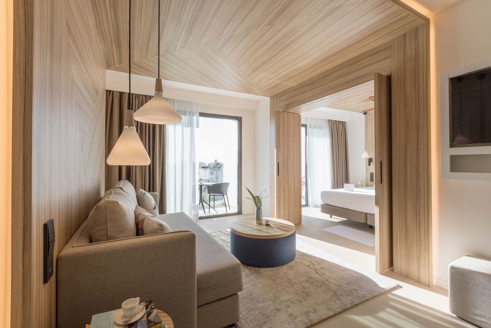 Bordoy Alcudia Port Suites - Adult Only — Hotel rooms in Alcudia, Balearic Islands