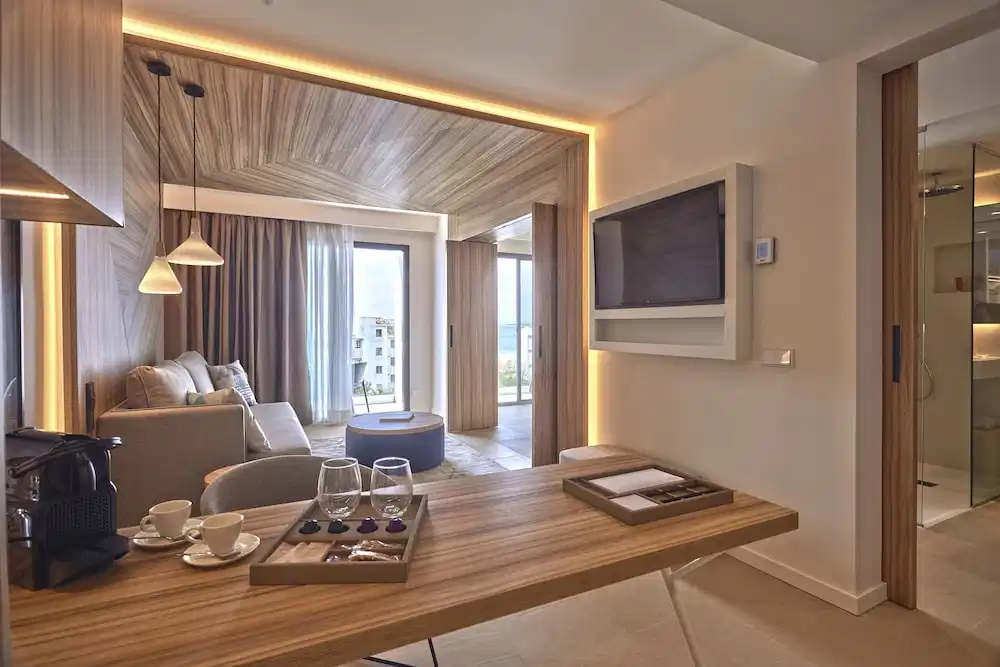 Bordoy Alcudia Port Suites - Adult Only — Hotel rooms in Alcudia, Balearic Islands