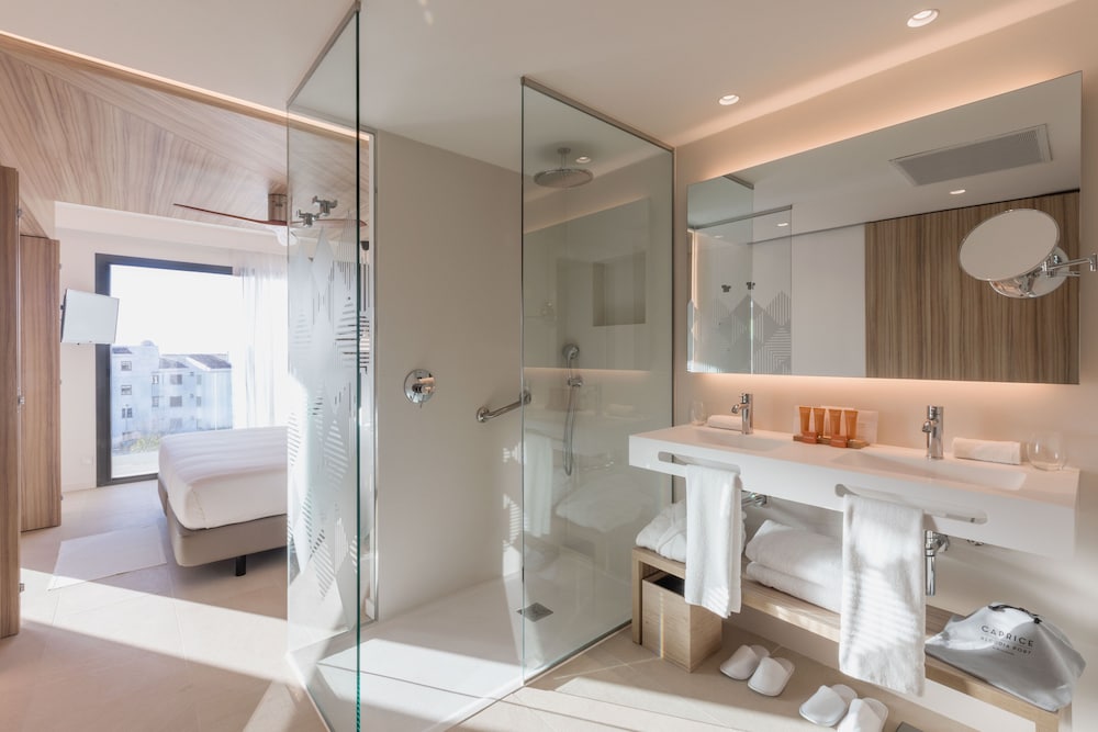 Bordoy Alcudia Port Suites - Adult Only — Hotel rooms in Alcudia, Balearic Islands