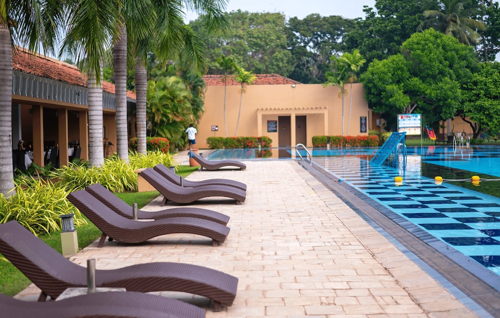 Club Palm Bay — Marawila