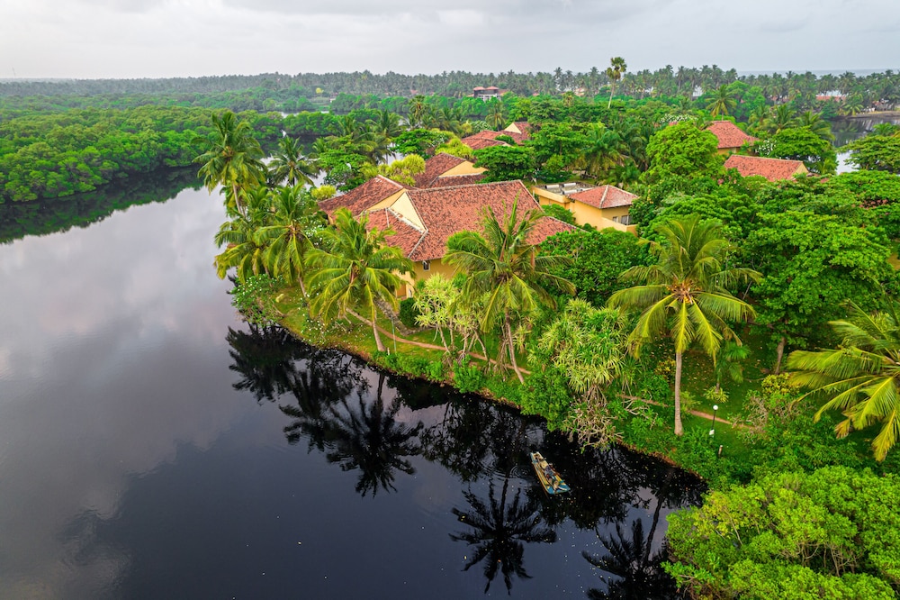 Club Palm Bay — Marawila