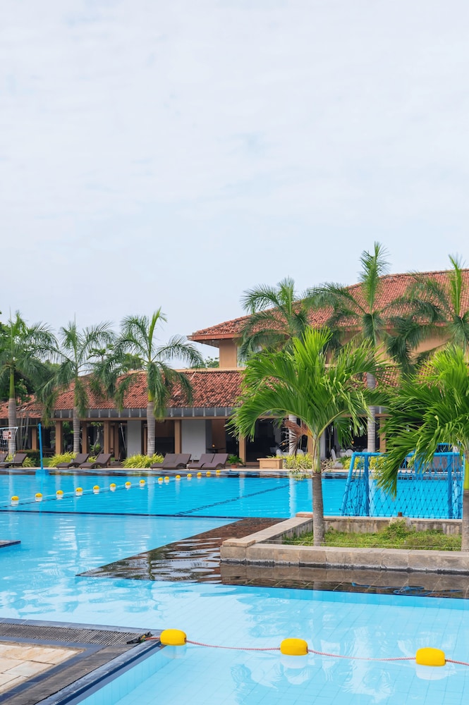 Club Palm Bay — Marawila