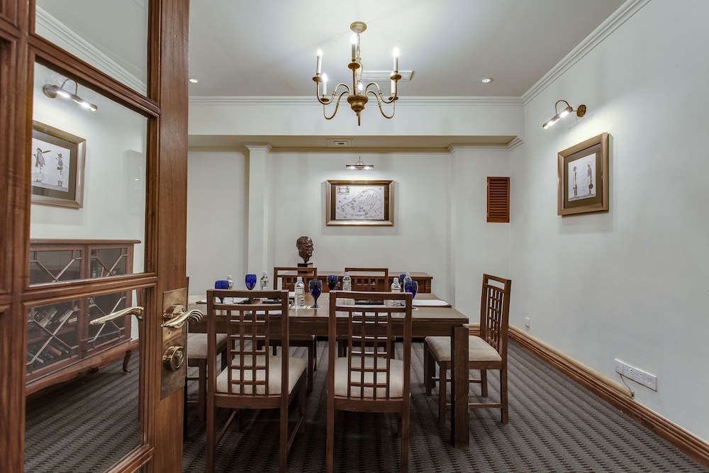 Galle Face Hotel — Restaurant & bars in Colombo, Western Province