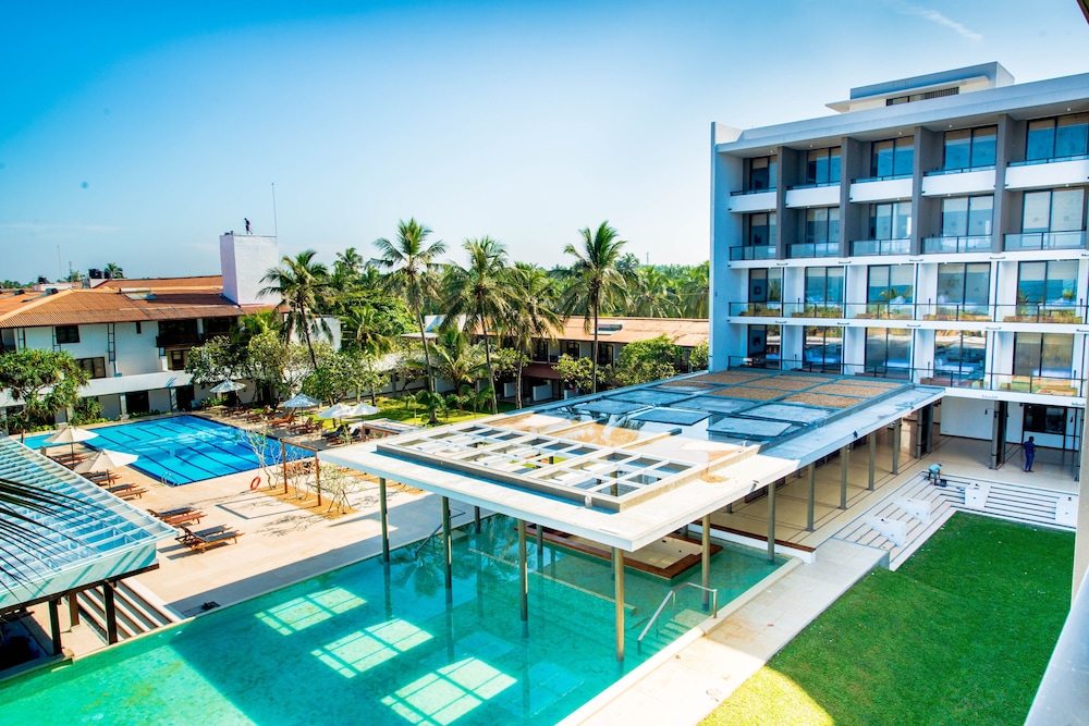 Goldi Sands Hotel — Main photo in Negombo, Western Province