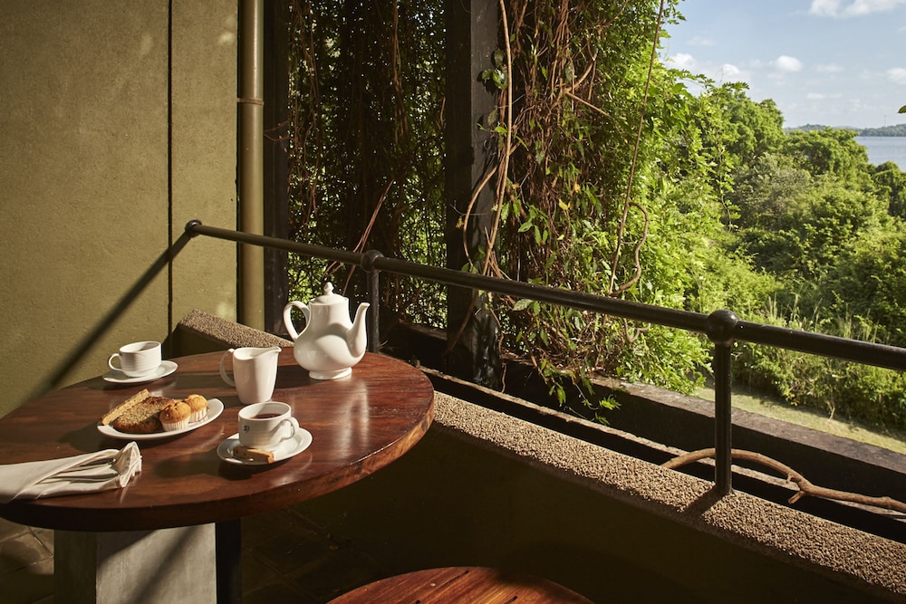 Heritance Kandalama — Restaurant & bars in Dambulla