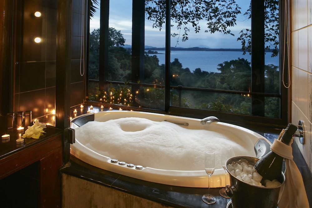 Heritance Kandalama — Spa in Dambulla