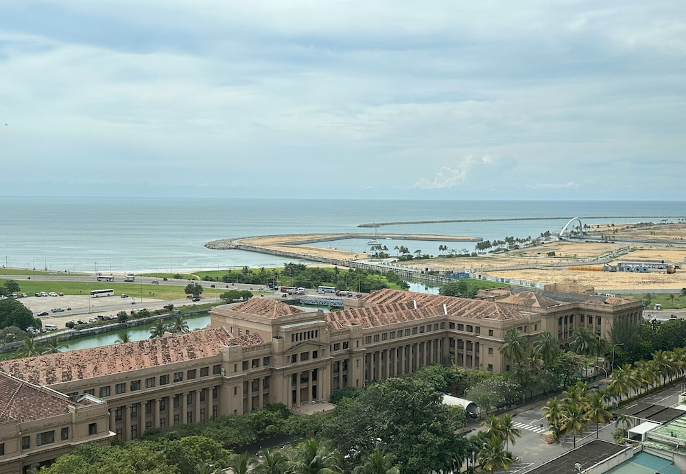 Hilton Colombo — Hotel rooms in Colombo, Western Province