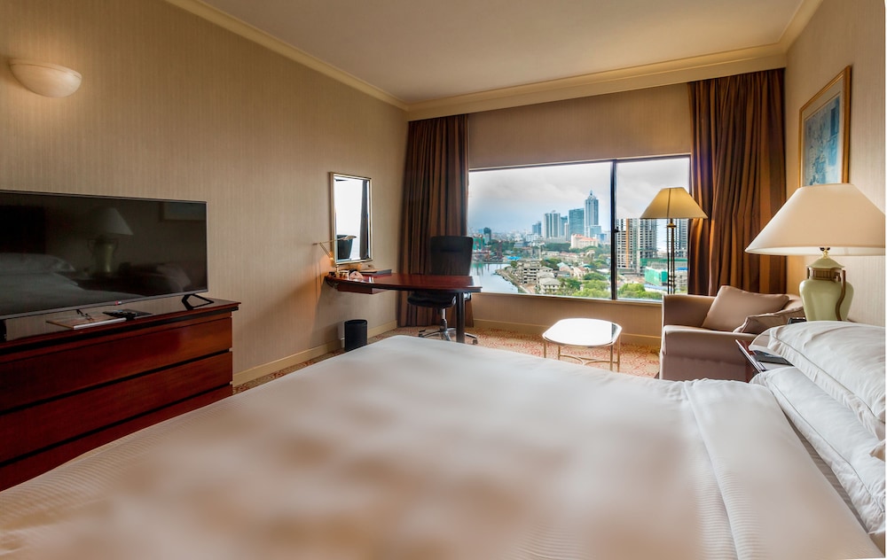 Hilton Colombo — Hotel rooms in Colombo, Western Province