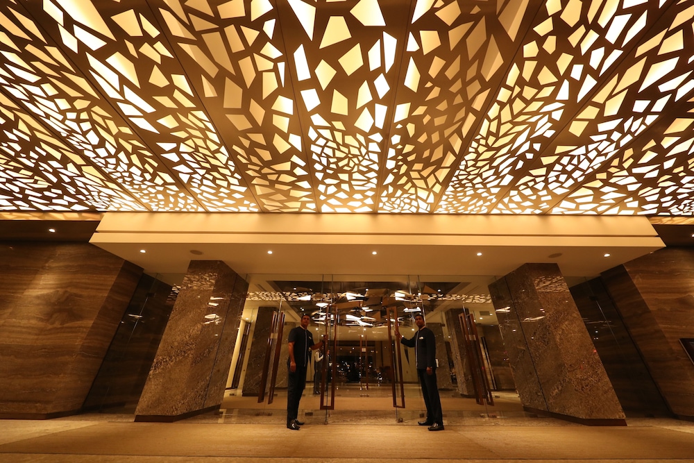 Hilton Colombo — Hotel building in Colombo, Western Province