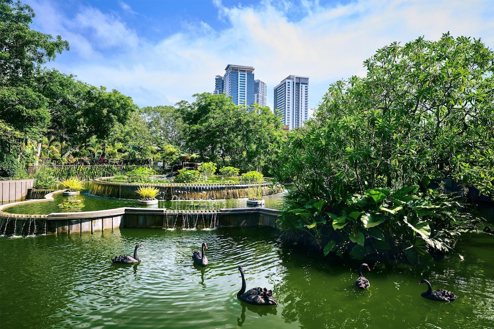 Hilton Colombo — Hotel building in Colombo, Western Province
