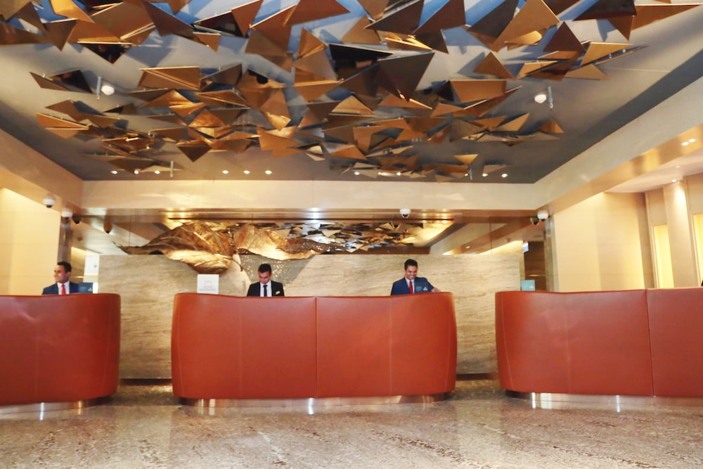 Hilton Colombo — Hotel building in Colombo, Western Province