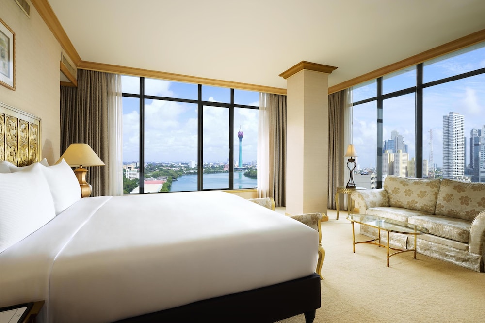 Hilton Colombo — Hotel rooms in Colombo, Western Province