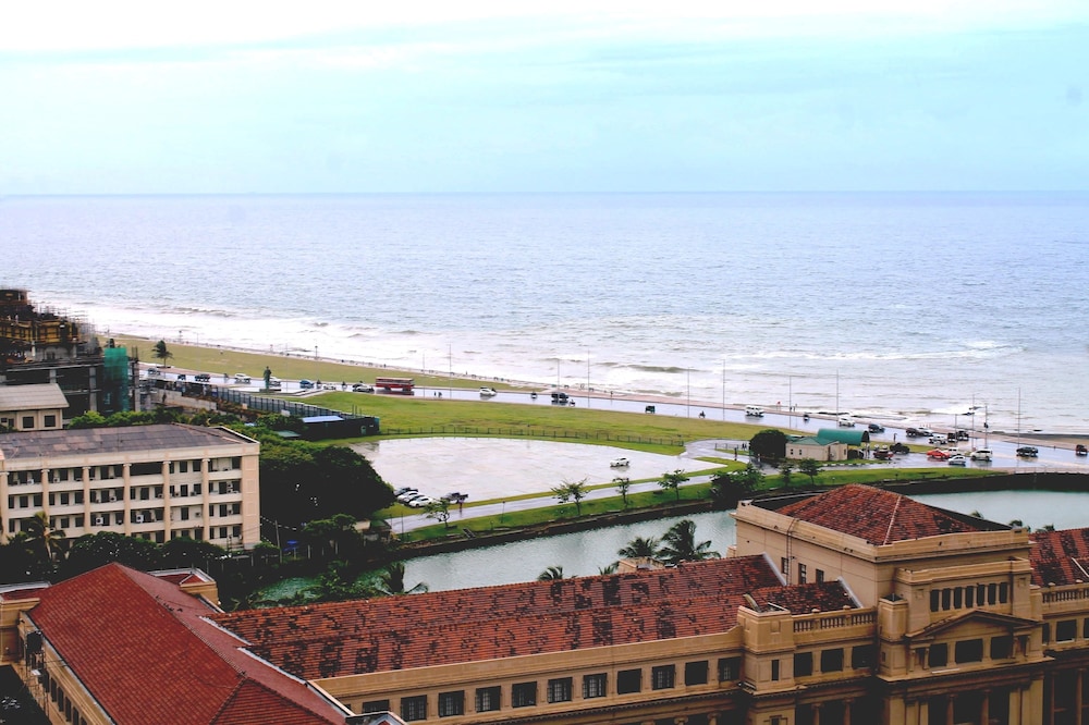 Hilton Colombo — Hotel rooms in Colombo, Western Province