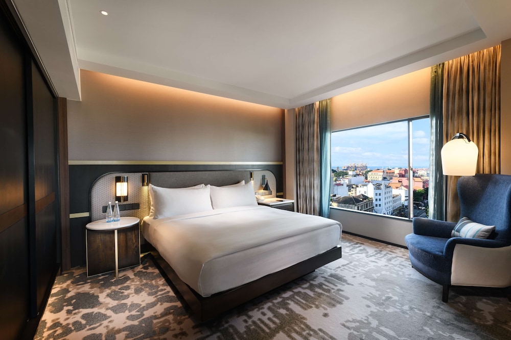 Hilton Colombo — Hotel rooms in Colombo, Western Province
