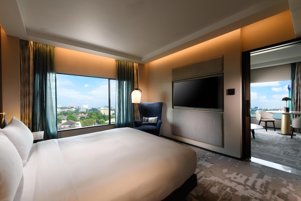 Hilton Colombo — Hotel rooms in Colombo, Western Province