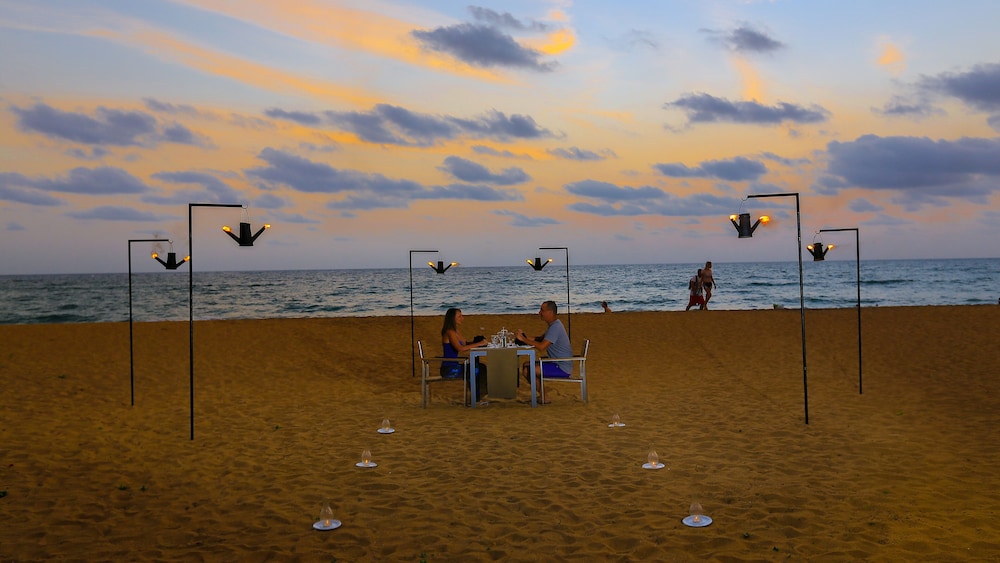 Pandanus Beach Resort & Spa — Beach in Induruwa, Southern Province