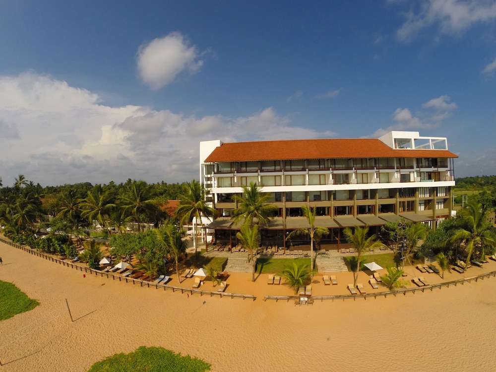 Pandanus Beach Resort & Spa — Beach in Induruwa, Southern Province