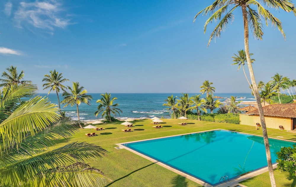 Jetwing Lighthouse, A Luxury Reserve — Swimming pool in Galle, Southern Province