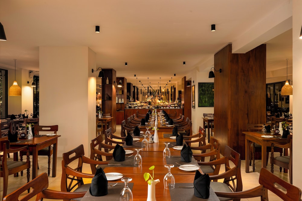 Ekho Surf — Restaurant & bars in Bentota