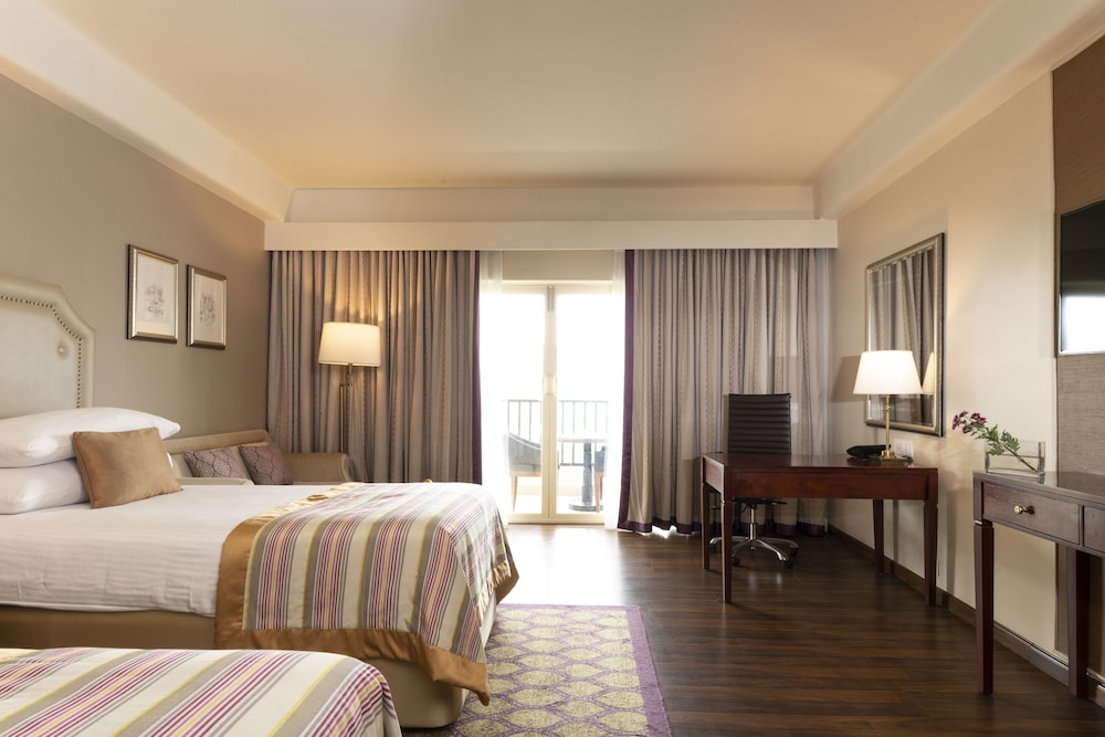 Taj Samudra — Hotel rooms in Colombo, Western Province