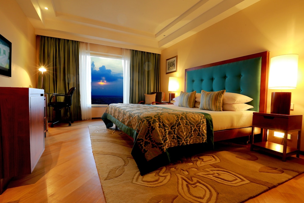 Taj Samudra — Hotel rooms in Colombo, Western Province