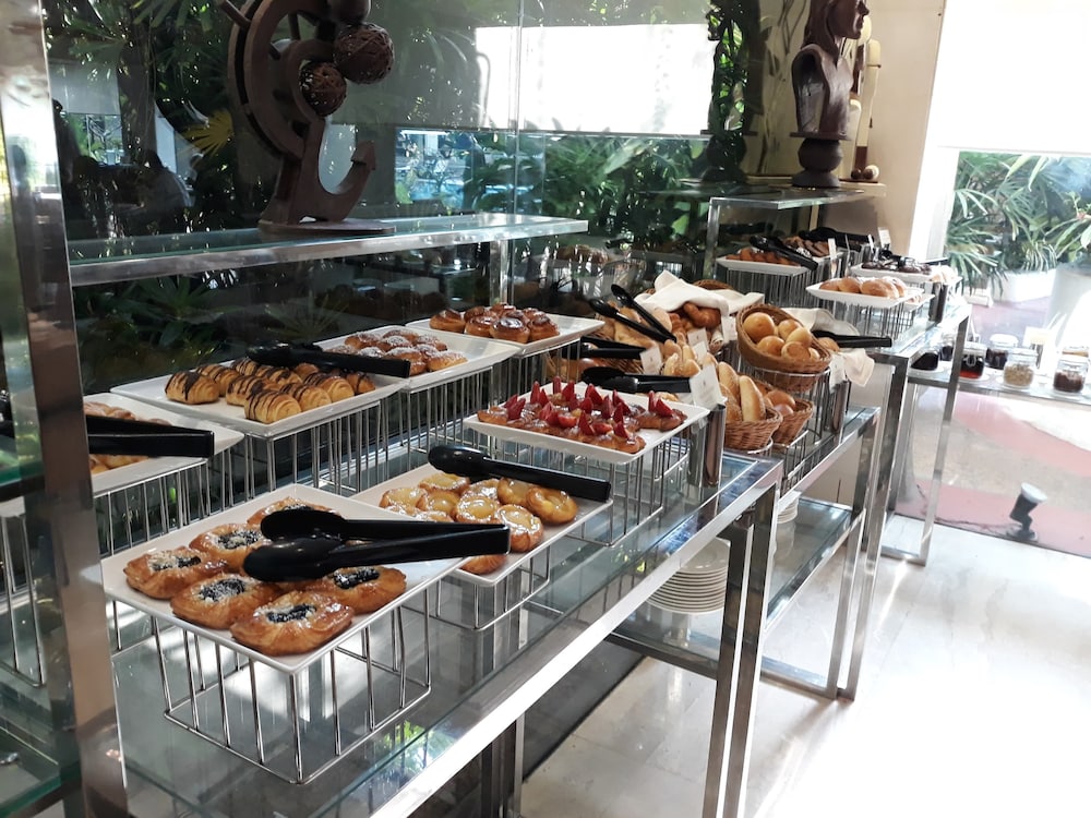 Taj Samudra — Restaurant & bars in Colombo, Western Province