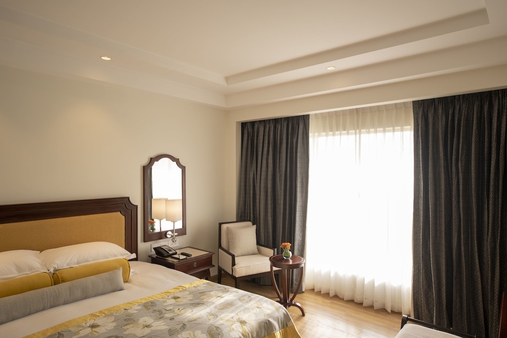 Taj Samudra — Hotel rooms in Colombo, Western Province