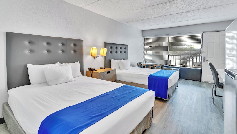 Home 1 Suites Extended Stay - Kissimmee — Hotel rooms in Kissimmee, Florida