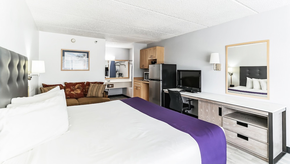 Home 1 Suites Extended Stay - Kissimmee — Hotel rooms in Kissimmee, Florida
