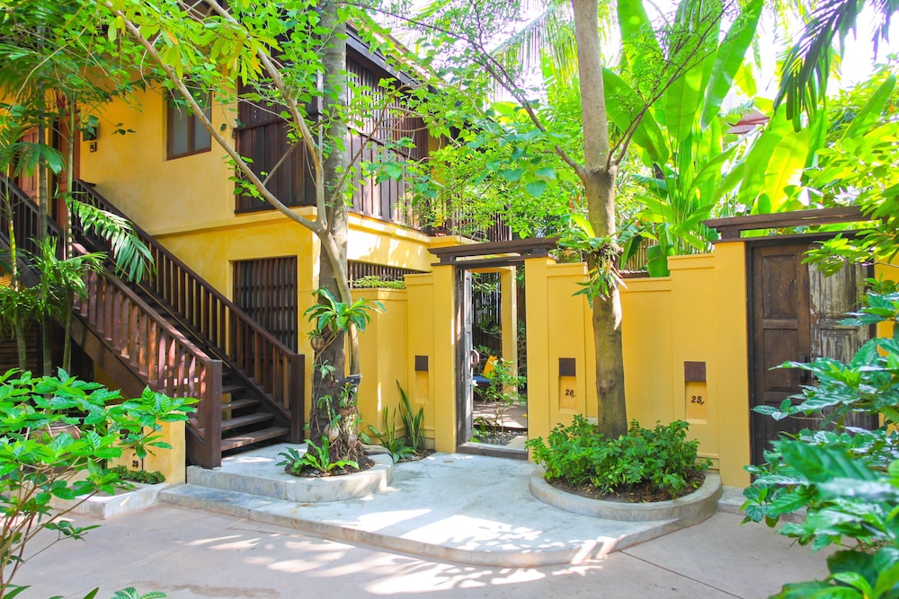 Buri Rasa Village Samui Adults Only — Hotel building in Bo Phut, Surat Thani