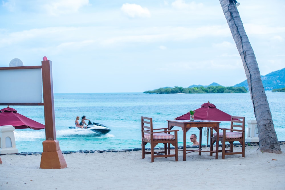 The Briza Beach Resort, Samui — Beach in Bo Phut, Surat Thani