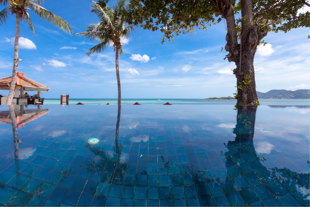 The Briza Beach Resort, Samui — Swimming pool in Bo Phut, Surat Thani