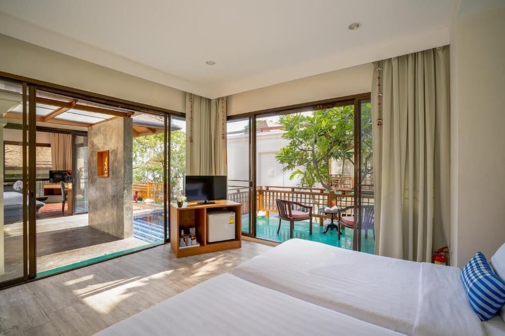 The Briza Beach Resort, Samui — Hotel rooms in Bo Phut, Surat Thani
