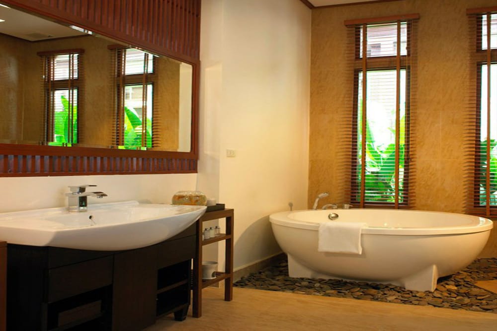 The Sarann Koh Samui, Suites & Villas — Hotel rooms in Bo Phut, Surat Thani