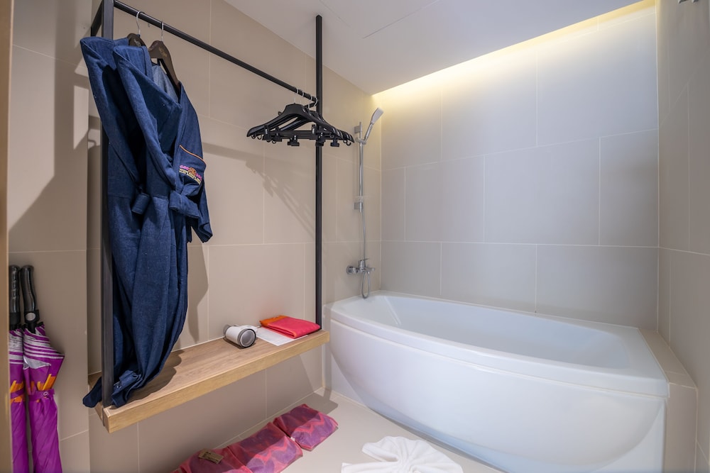 Baan Samui Resort — Hotel rooms in Bo Phut, Surat Thani