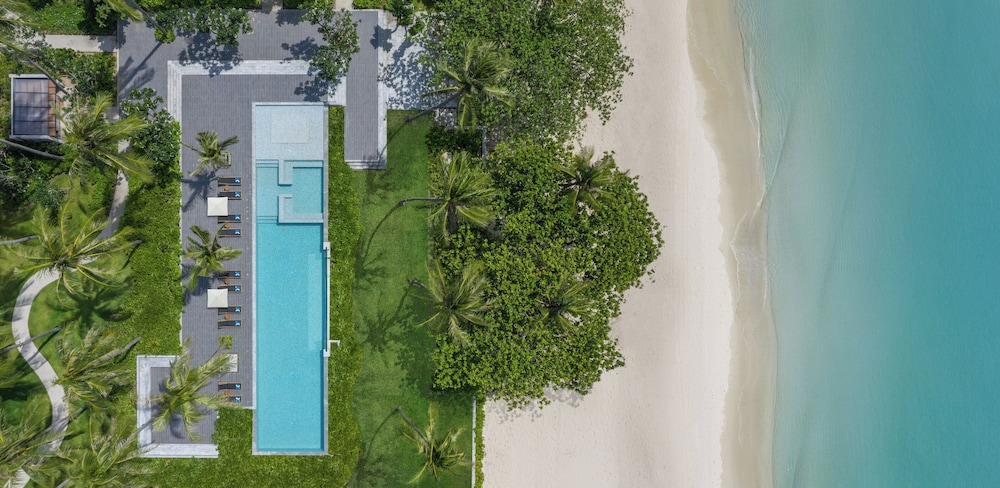 Centara Reserve Samui — Beach in Bo Phut, Surat Thani