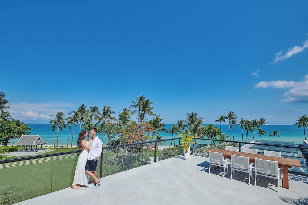 Centara Reserve Samui — Beach in Bo Phut, Surat Thani