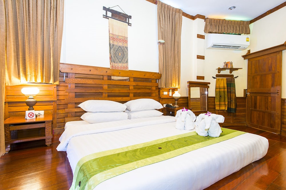 Chaba Cabana Beach Resort — Hotel rooms in Bo Phut, Surat Thani