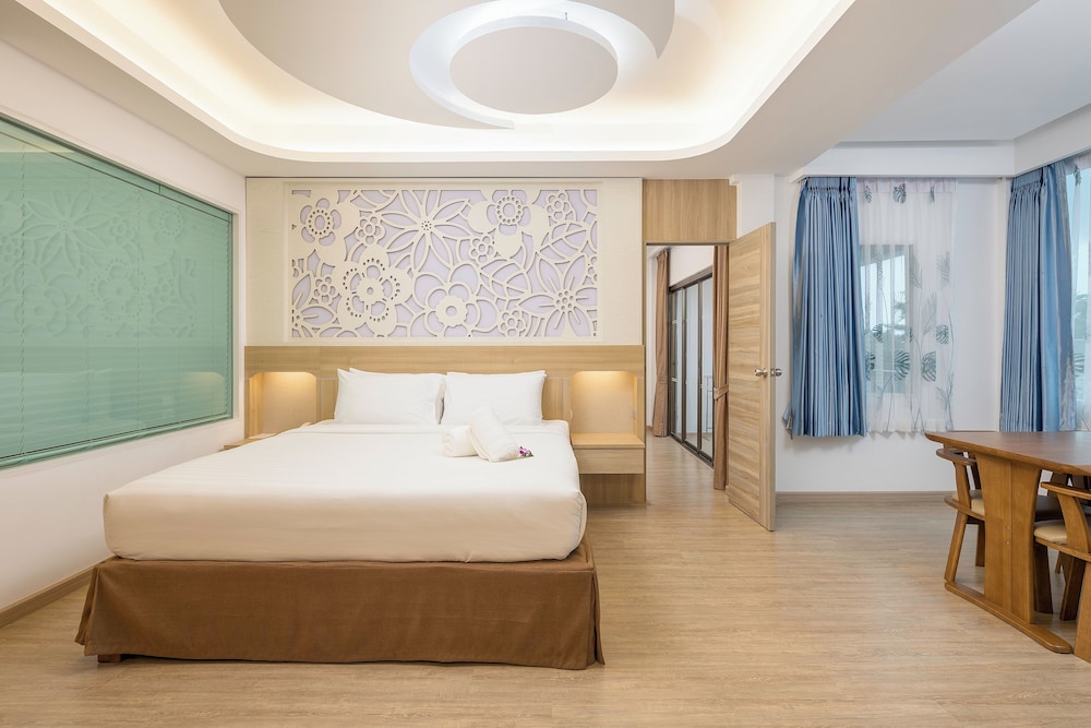 Chaba Cabana Beach Resort — Hotel rooms in Bo Phut, Surat Thani