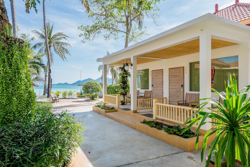 Chaba Cabana Beach Resort — Hotel building in Bo Phut, Surat Thani