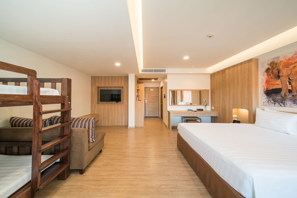 Chaba Cabana Beach Resort — Hotel rooms in Bo Phut, Surat Thani