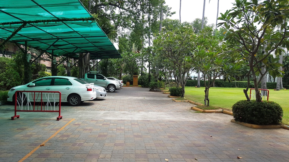 Chaba Cabana Beach Resort — Hotel building in Bo Phut, Surat Thani
