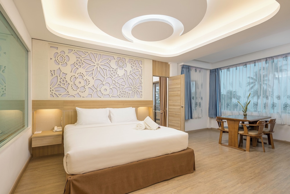 Chaba Cabana Beach Resort — Hotel rooms in Bo Phut, Surat Thani