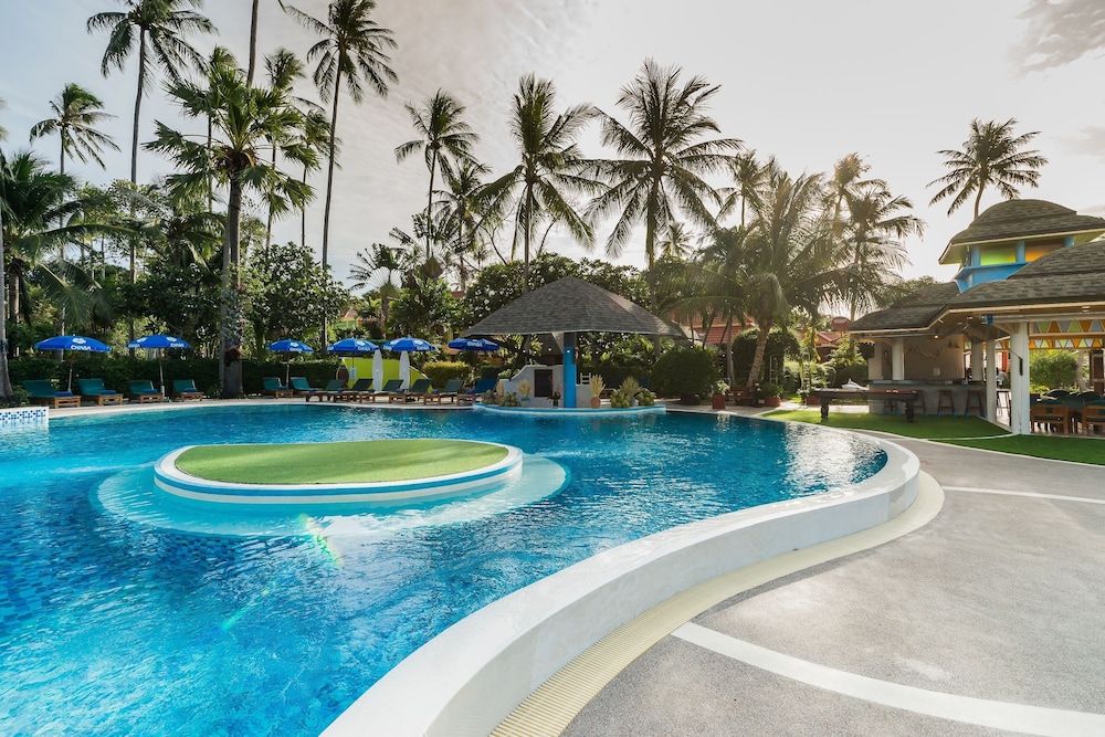 Chaba Cabana Beach Resort — Swimming pool in Bo Phut, Surat Thani
