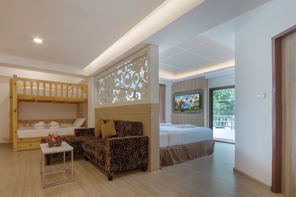 Chaba Cabana Beach Resort — Hotel rooms in Bo Phut, Surat Thani