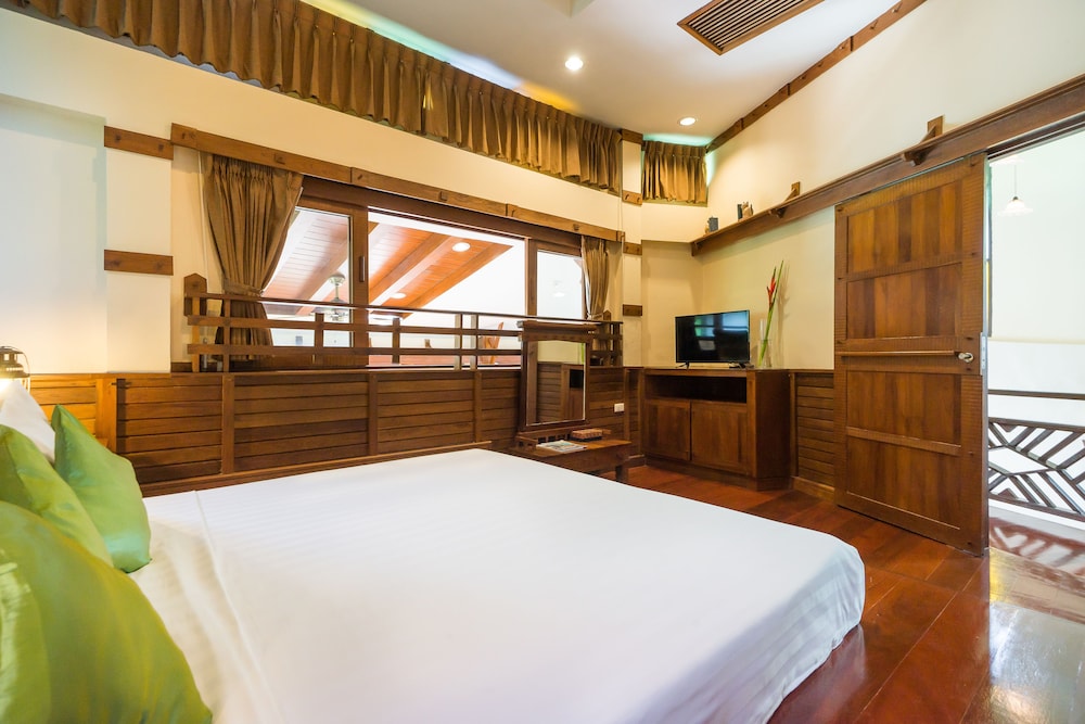 Chaba Cabana Beach Resort — Hotel rooms in Bo Phut, Surat Thani